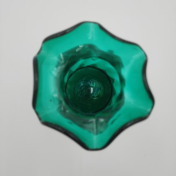 VTG Unique Green Art Glass Vase Ruffled Top 2  Flat Sides Modern Home Decor - Picture 8 of 11